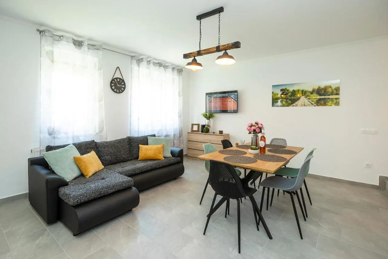 Ferienwohnung Zsendulo Apartman Erlau