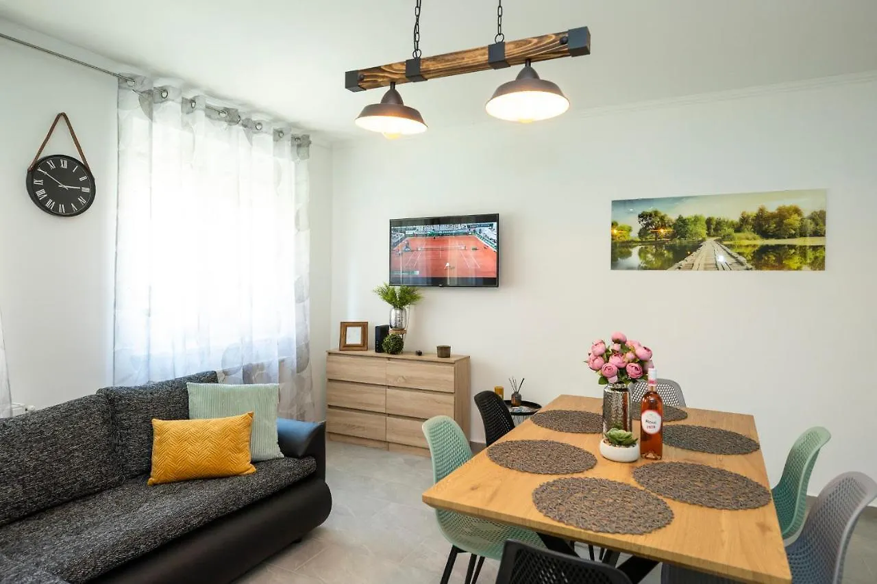 Apartment Ferienwohnung Zsendulo Apartman Erlau